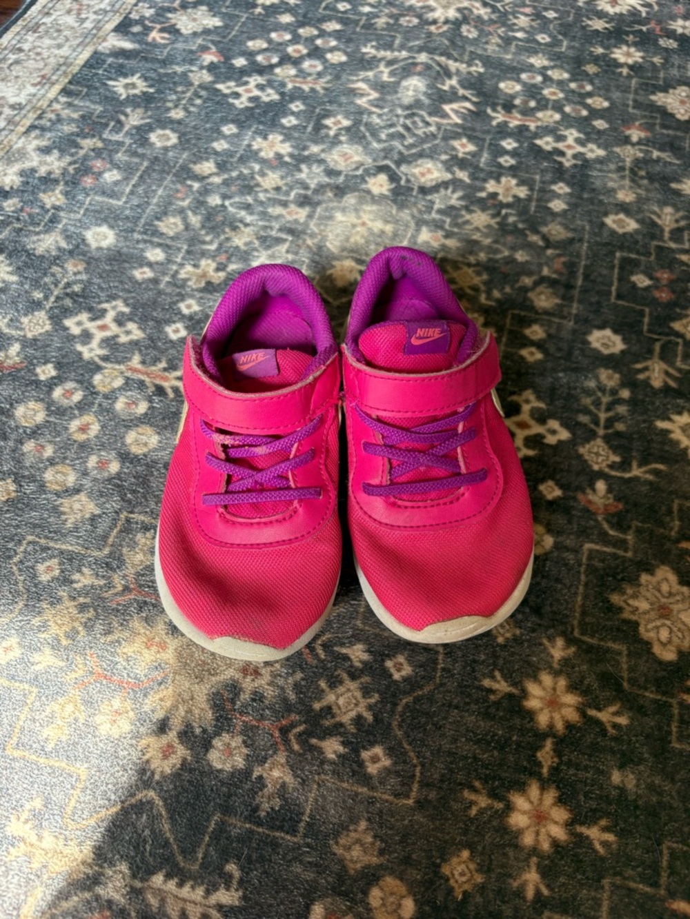 Nike Kids Bright Pink and Purple Hook-and-Loop Sneakers